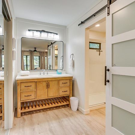 Modern Hilton Head Retreat Walk To Beach And Golf! Hilton Head Island Exteriör bild