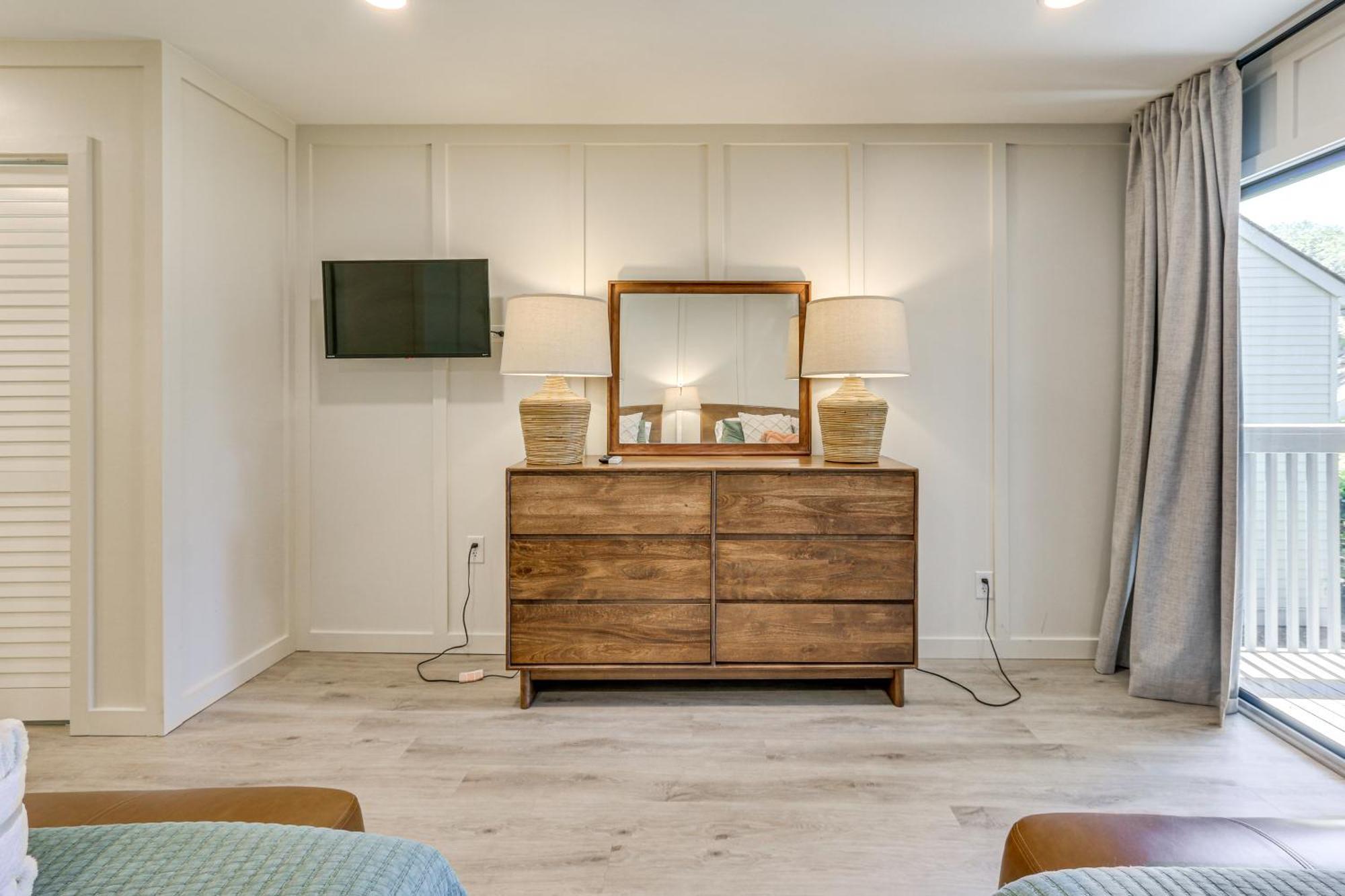 Modern Hilton Head Retreat Walk To Beach And Golf! Hilton Head Island Exteriör bild
