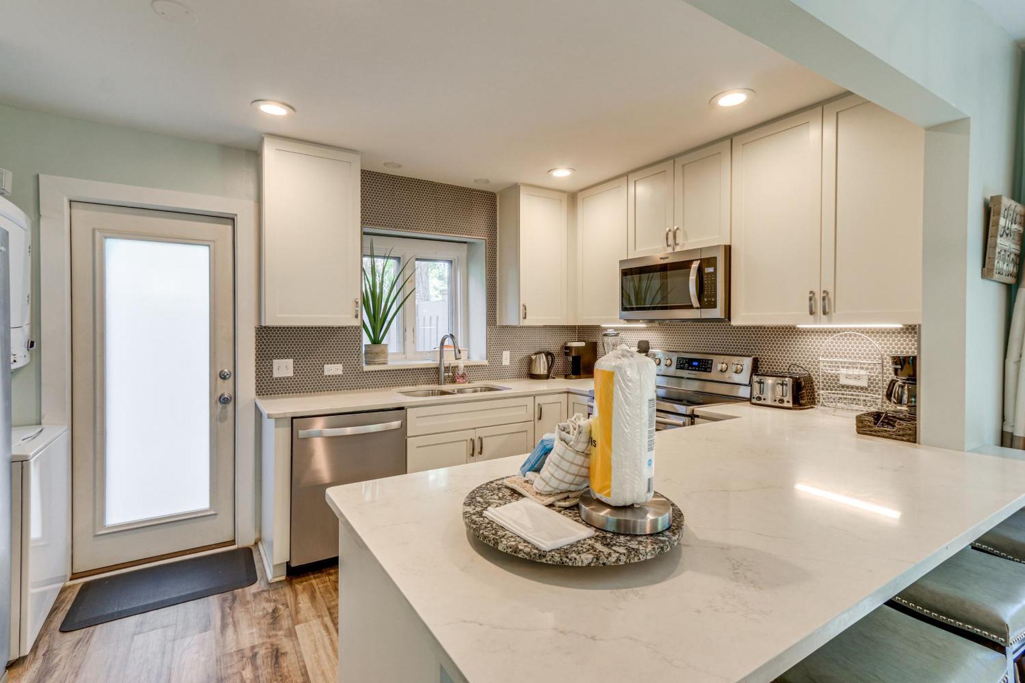 Modern Hilton Head Retreat Walk To Beach And Golf! Hilton Head Island Exteriör bild